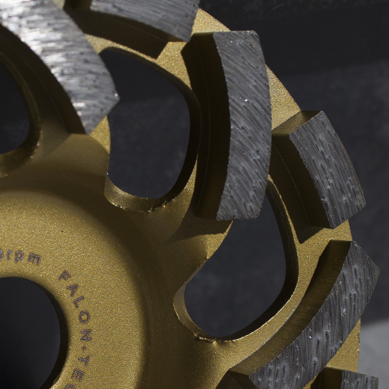Segmentierte Diamant-Topfschleifscheibe für Beton 125 mm